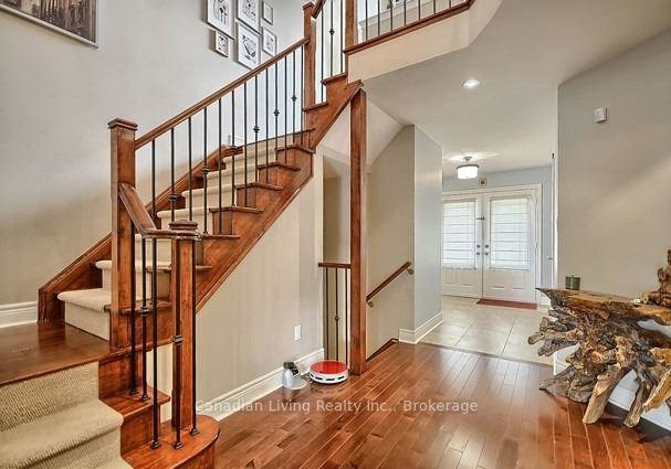 16-west-park-avenue-w-bradford-west-gwillimbury-ontario-n12474668