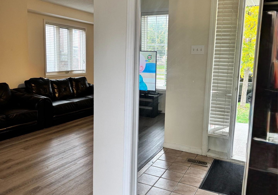 163-flagstone-way-newmarket-ontario-n12474702