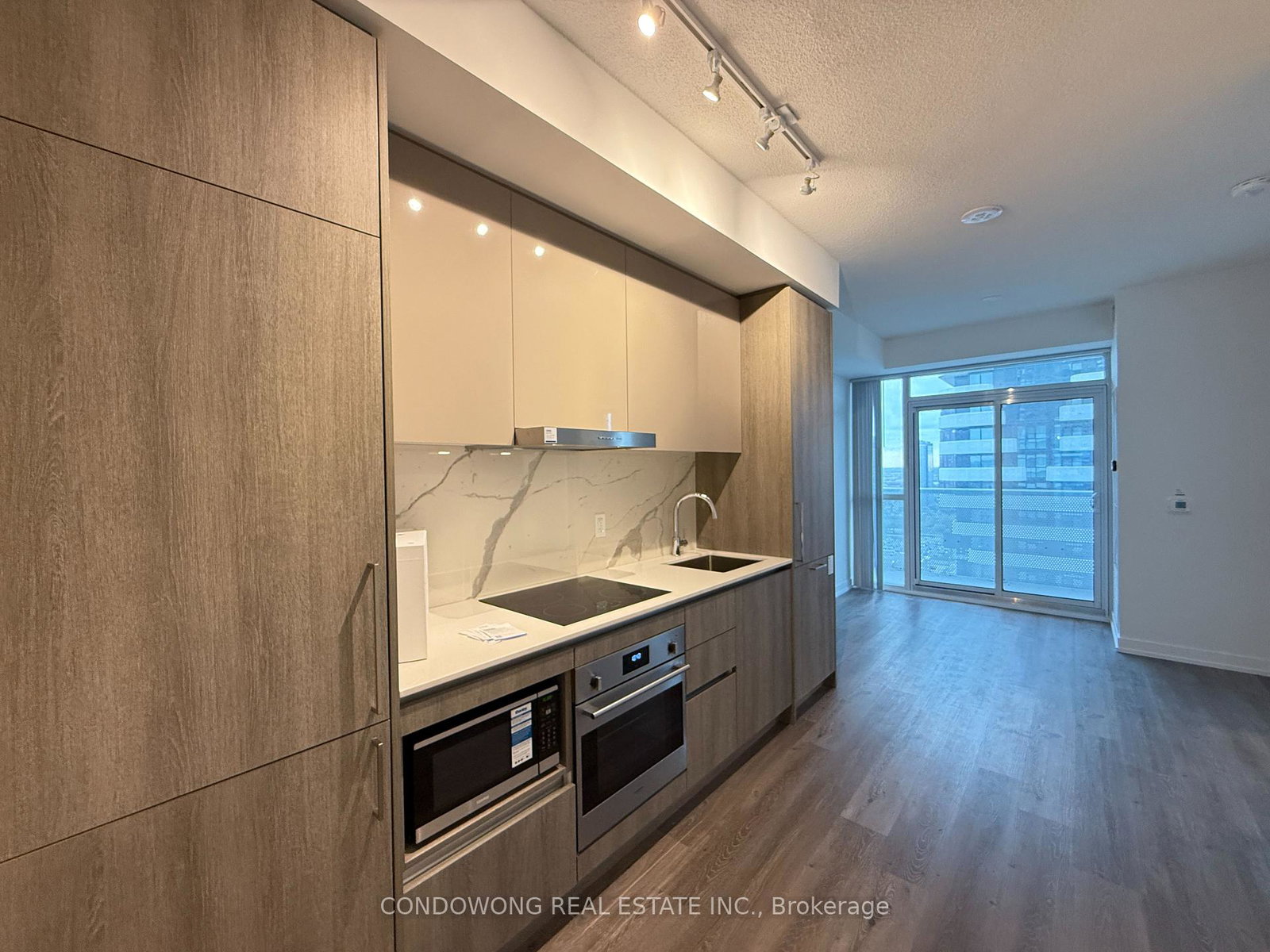 225-commerce-street-vaughan-ontario-n12475057
