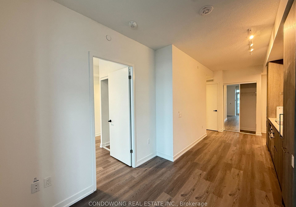 225-commerce-street-vaughan-ontario-n12475057