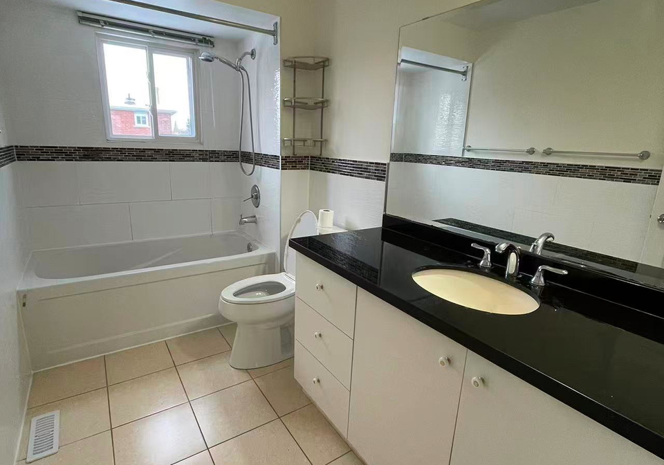172-e-highglen-avenue-e-markham-ontario-n12475070