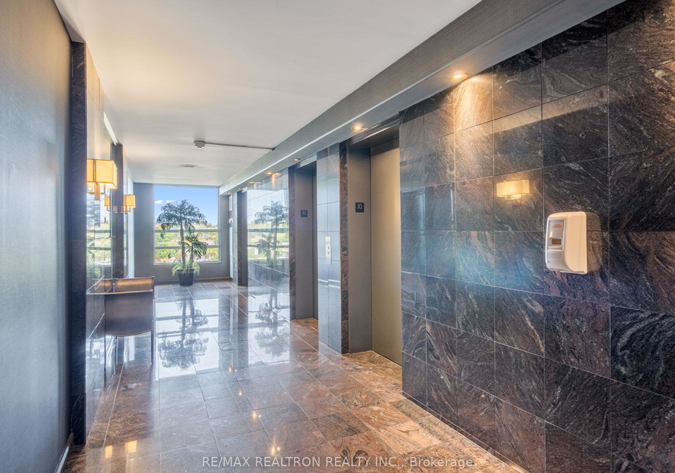 7905-bayview-avenue-markham-ontario-n12475395
