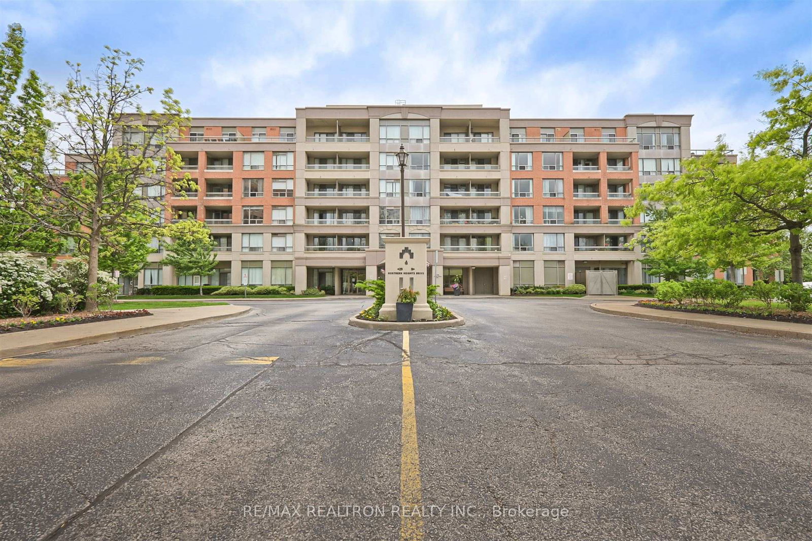 19-northern-heights-drive-richmond-hill-ontario-n12475421