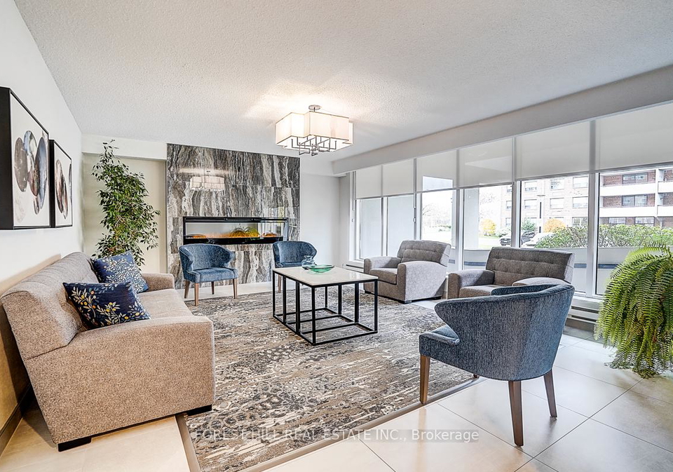 40-william-roe-boulevard-newmarket-ontario-n12476025