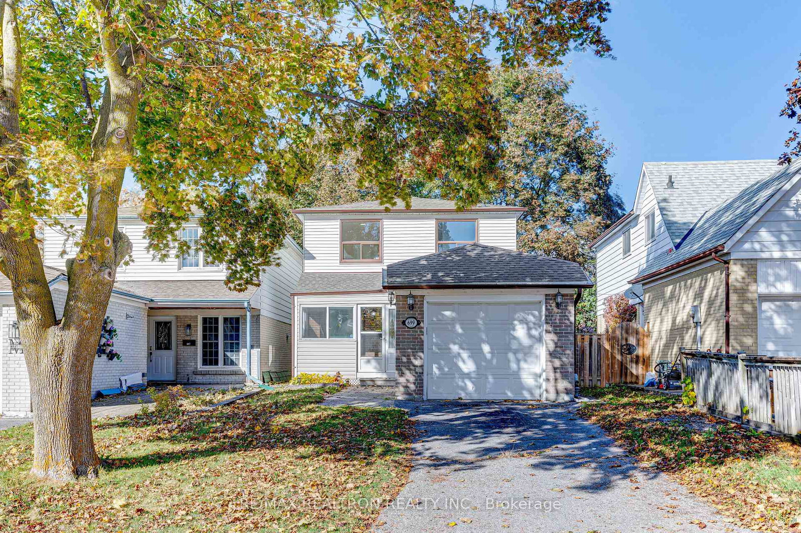 699-jackson-court-newmarket-ontario-n12476088