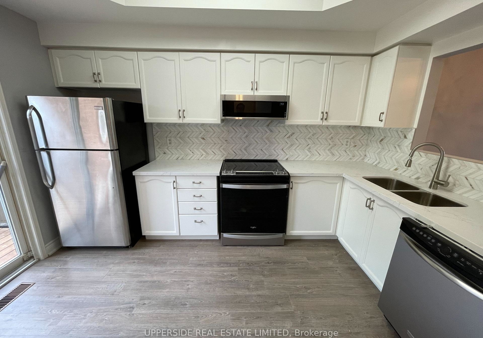 23-observatory-lane-richmond-hill-ontario-n12476517
