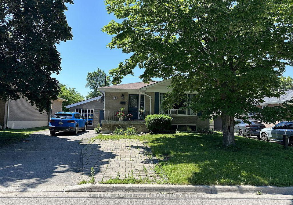 30-collins-crescent-aurora-ontario-n12477959