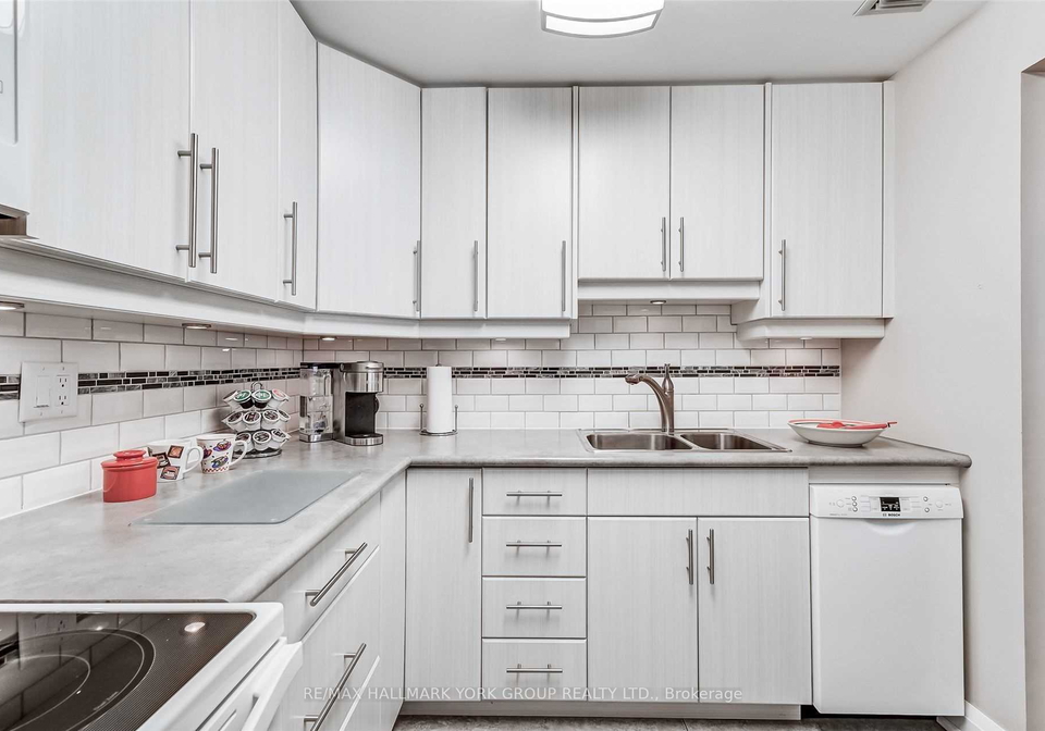 249-major-mackenzie-drive-e-richmond-hill-ontario-n12478272
