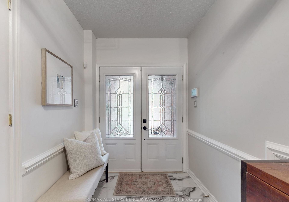 371-fairway-gardens-newmarket-ontario-n12478470