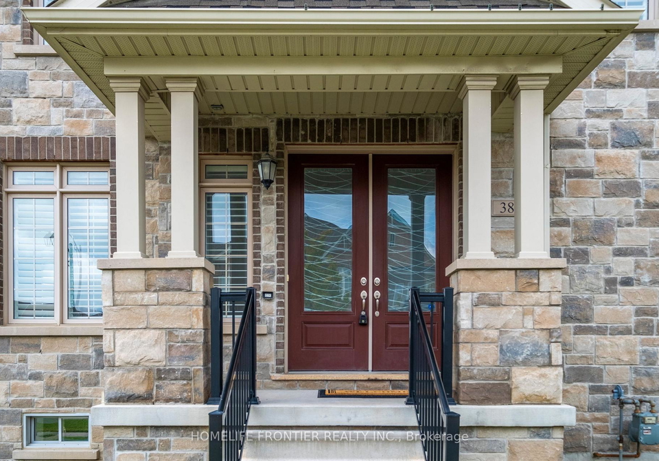38-william-graham-drive-aurora-ontario-n12478515