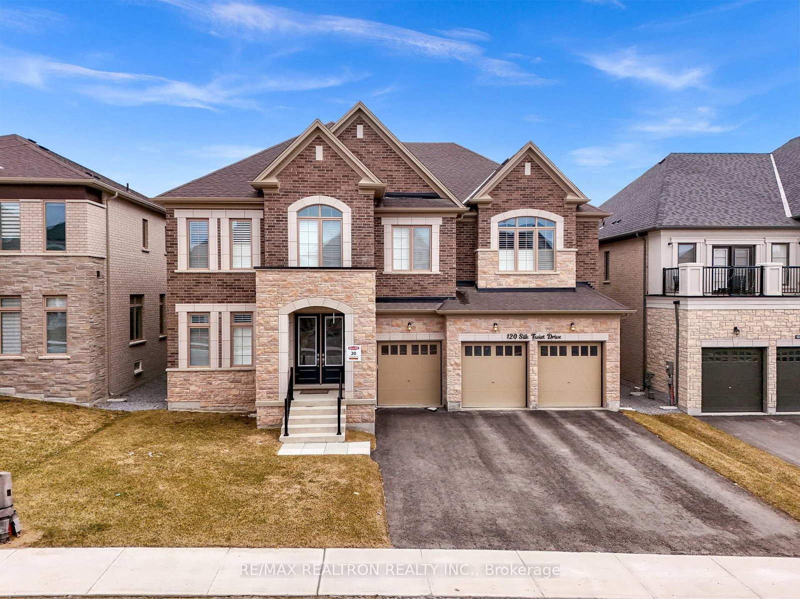 120-silk-twist-drive-east-gwillimbury-ontario-n12478632