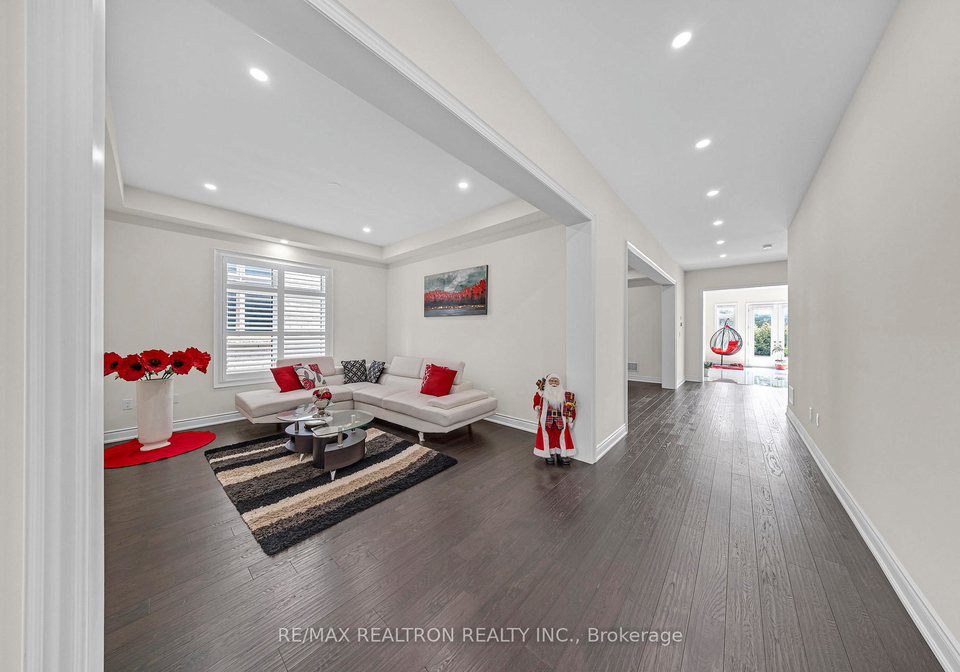 120-silk-twist-drive-east-gwillimbury-ontario-n12478632