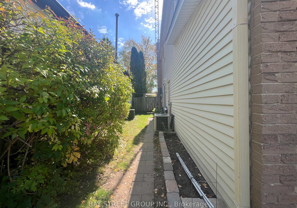 45-lillooet-crescent-richmond-hill-ontario-n12479054