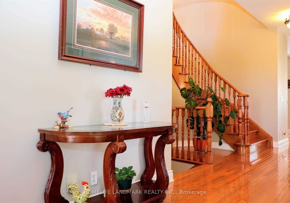 1-fouracre-way-aurora-ontario-n12479848
