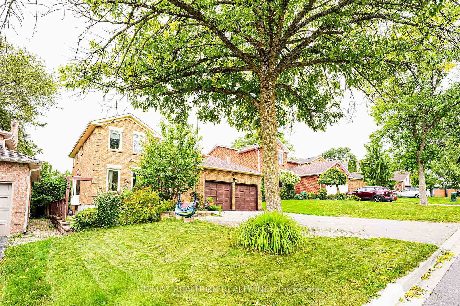 111-devins-drive-aurora-ontario-n12479978