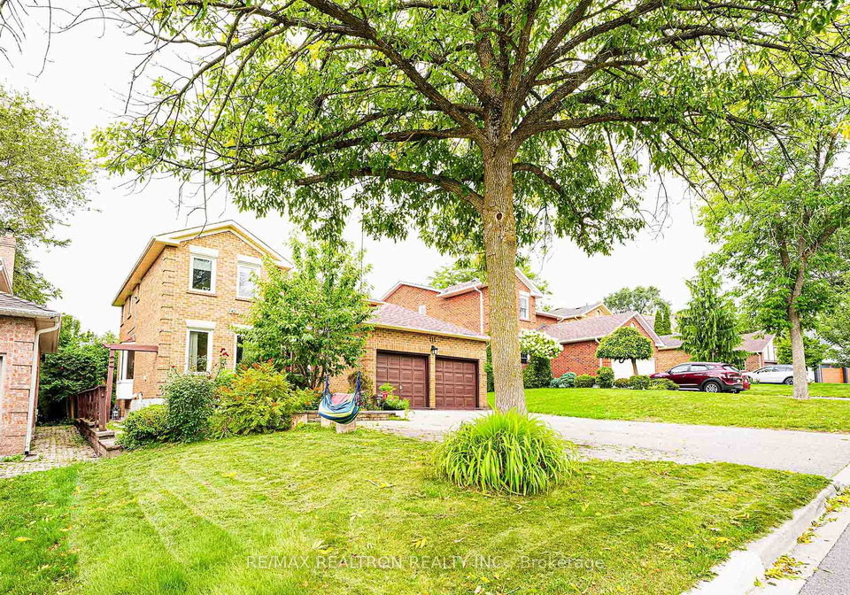 111-devins-drive-aurora-ontario-n12479978