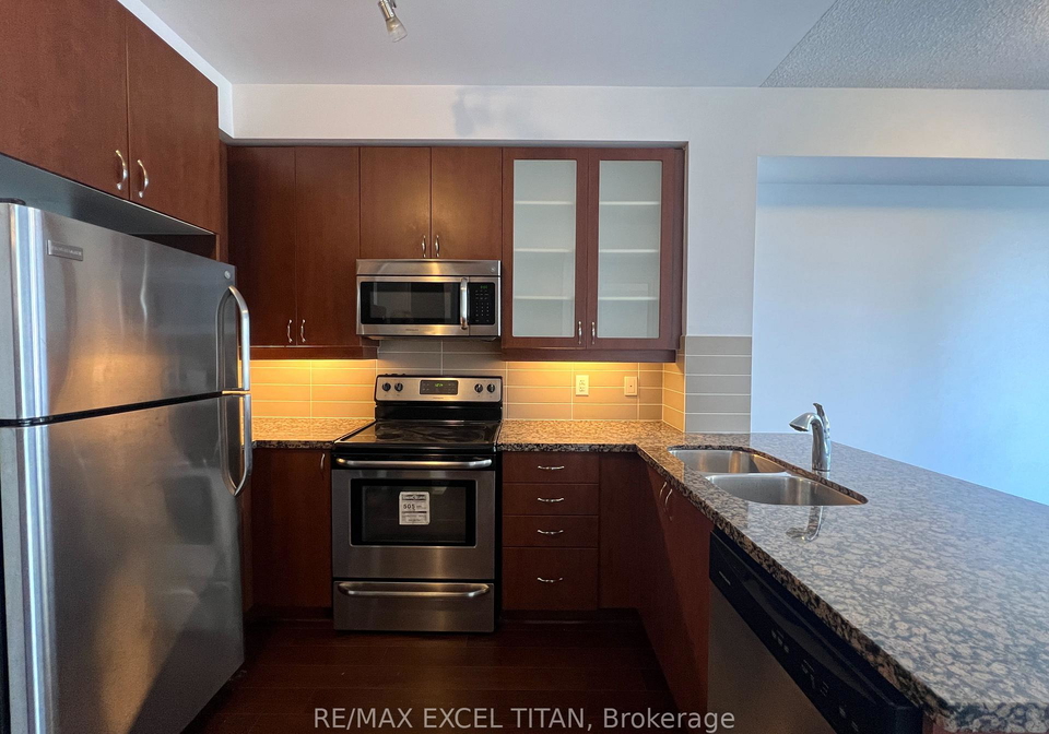 111-upper-duke-crescent-markham-ontario-n12479983
