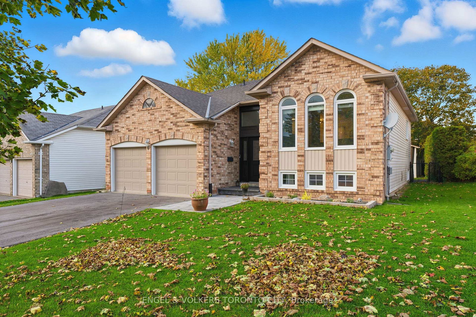 6-kingsgate-crescent-east-gwillimbury-ontario-n12480796