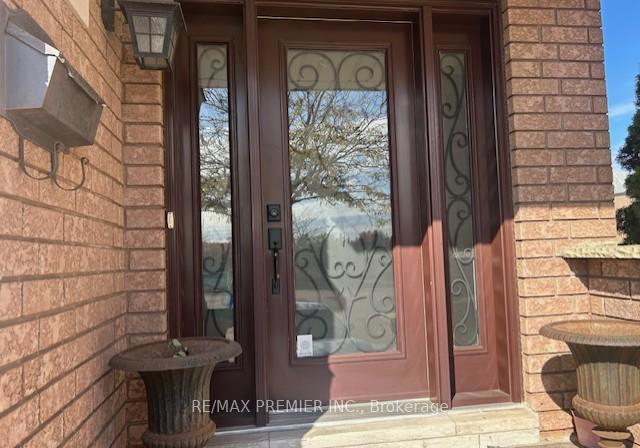 56-isa-court-vaughan-ontario-n12481484