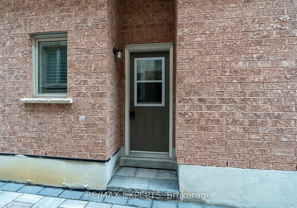 170-teodoro-vaughan-ontario-n12481637