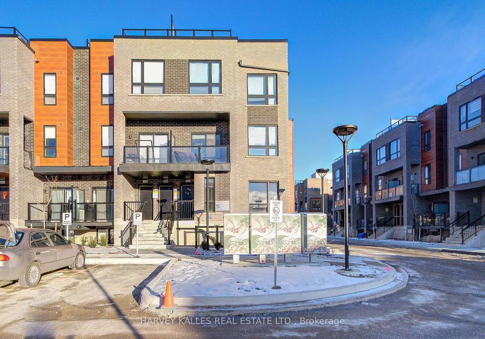 11-lytham-green-circle-newmarket-ontario-n12481727