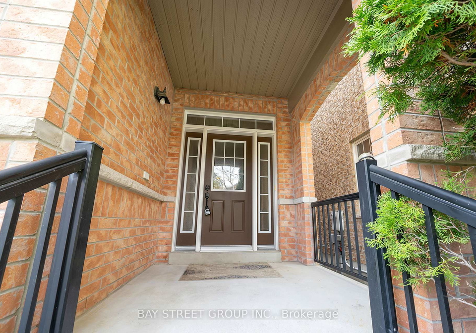 8-carrier-crescent-vaughan-ontario-n12482511