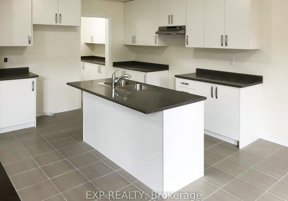 31-walter-proctor-road-east-gwillimbury-ontario-n12482534