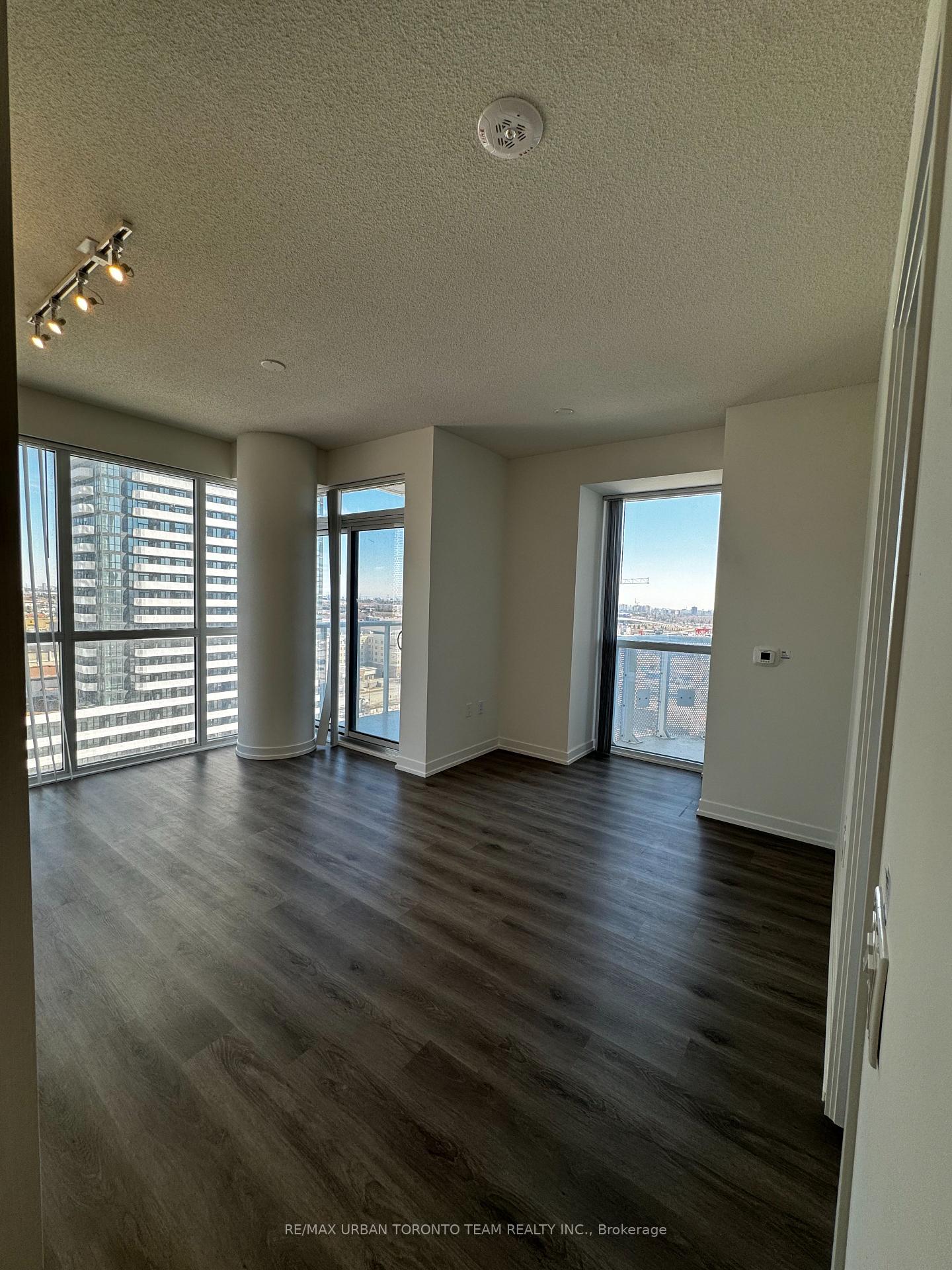 225-commerce-street-vaughan-ontario-n12483355