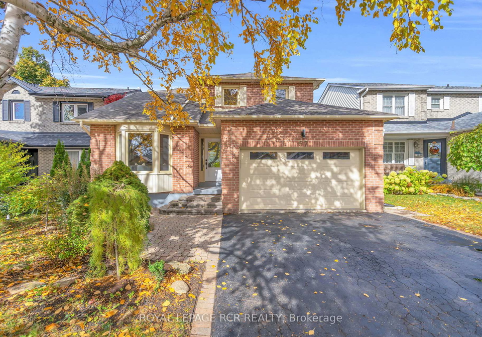 57-closs-square-aurora-ontario-n12483500