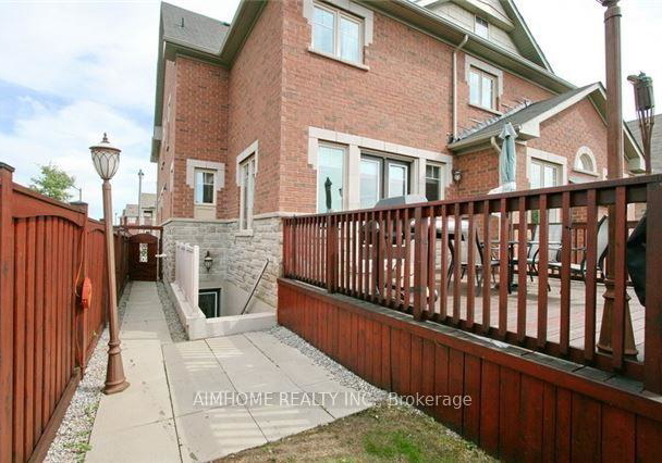 54-lake-forest-drive-richmond-hill-ontario-n12483697