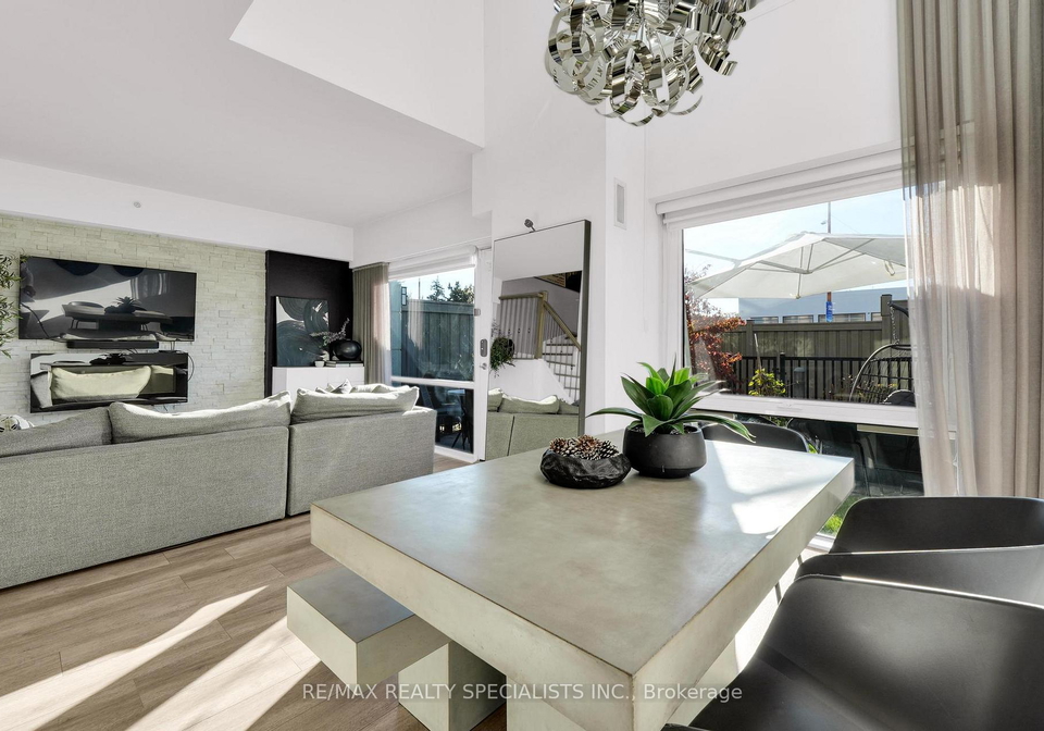 24-woodstream-boulevard-vaughan-ontario-n12484403