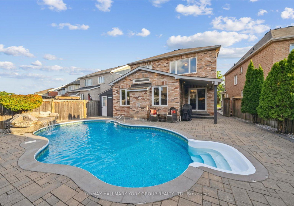 254-meadowhawk-trail-bradford-west-gwillimbury-ontario-n12484715