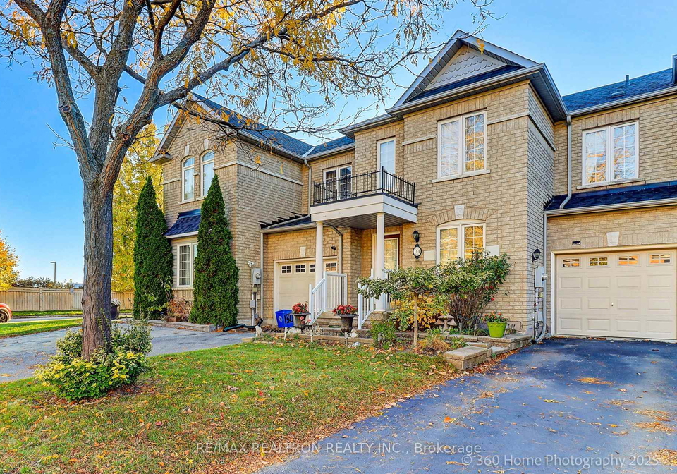 144-matthew-boyd-crescent-newmarket-ontario-n12485088