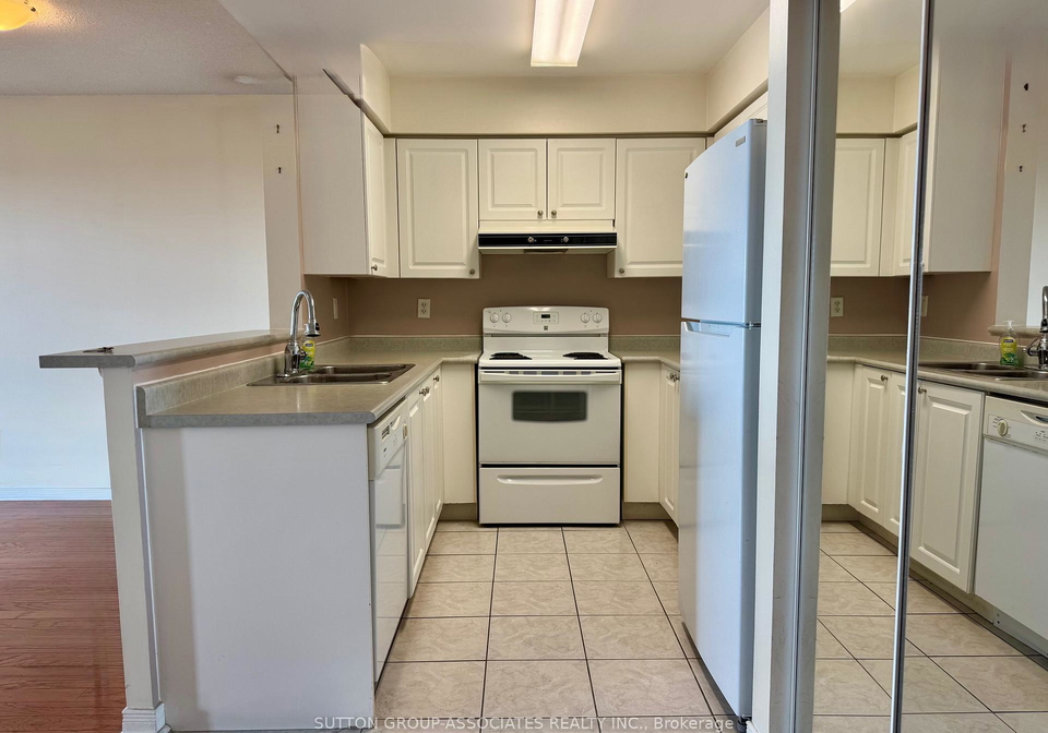 39-oneida-crescent-richmond-hill-ontario-n12485330