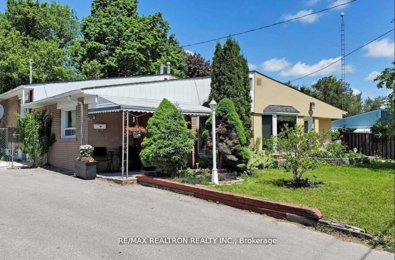 62-lindsay-avenue-newmarket-ontario-n12485885