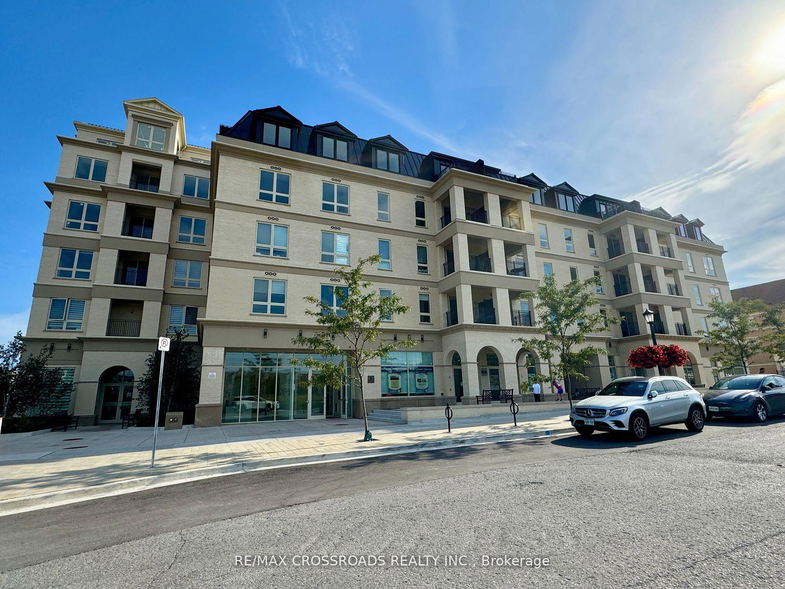 101-cathedral-high-street-markham-ontario-n12485956