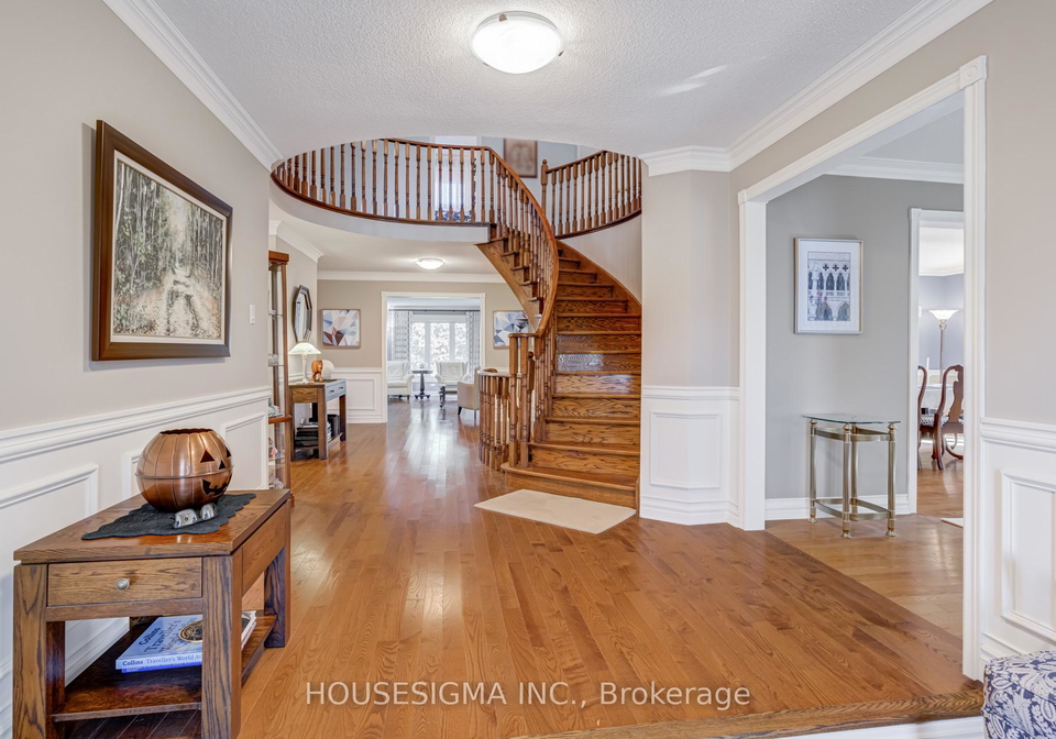 9-montclair-road-richmond-hill-ontario-n12486991