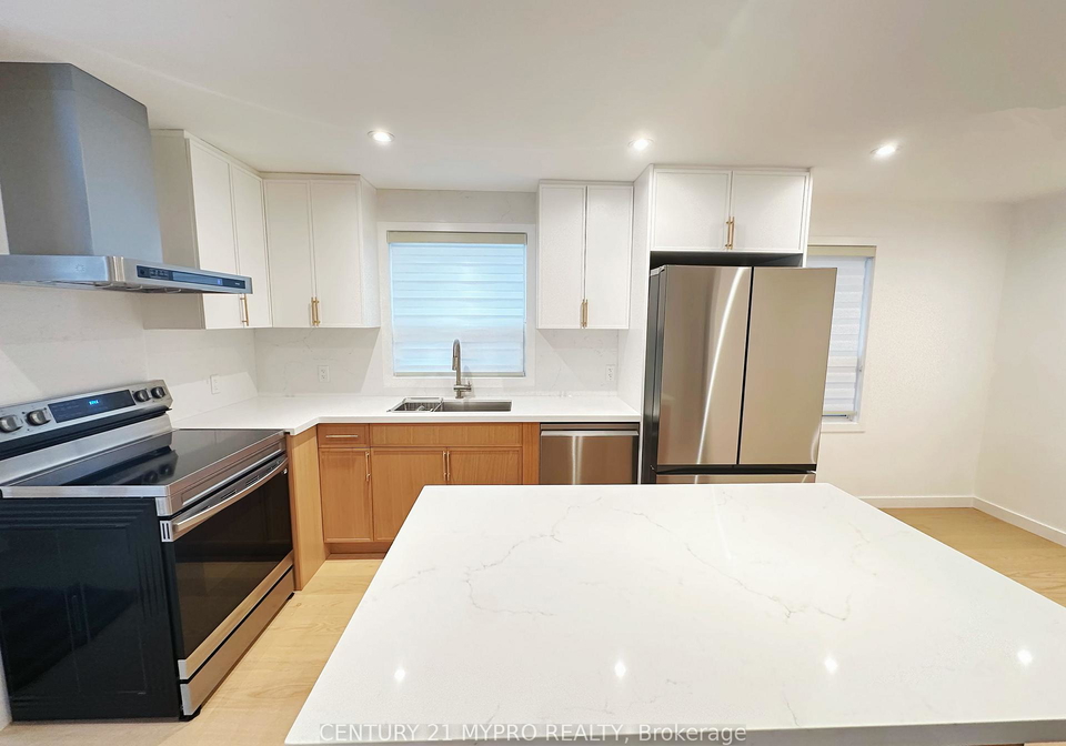 36-rockport-crescent-richmond-hill-ontario-n12487022