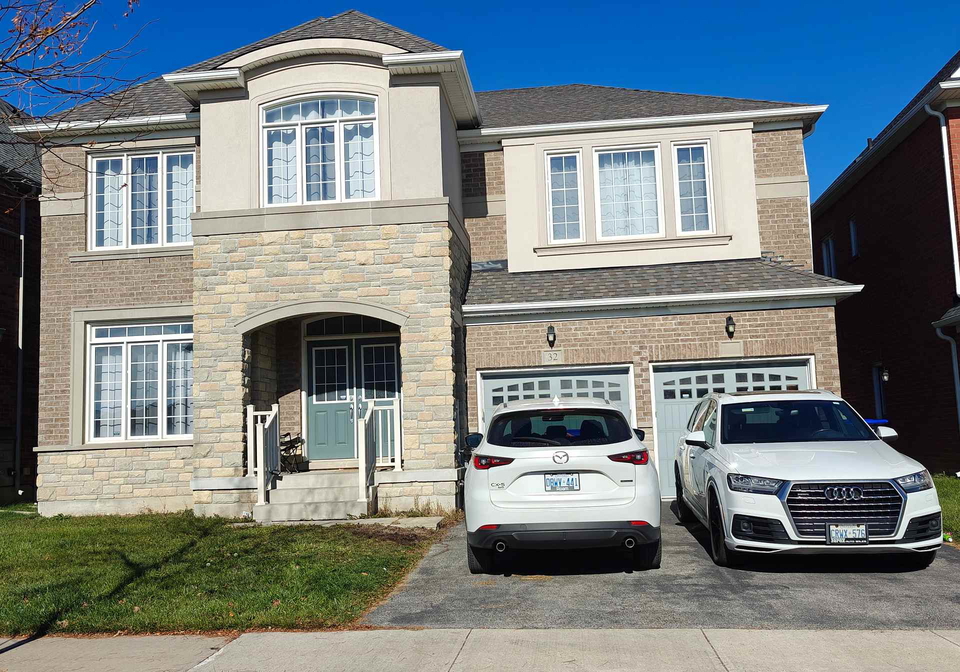 32-citrine-drive-bradford-west-gwillimbury-ontario-n12487384