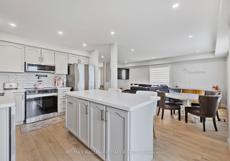 23-smith-street-bradford-west-gwillimbury-ontario-n12487601