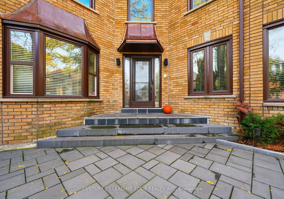 17-celebrity-place-markham-ontario-n12488138