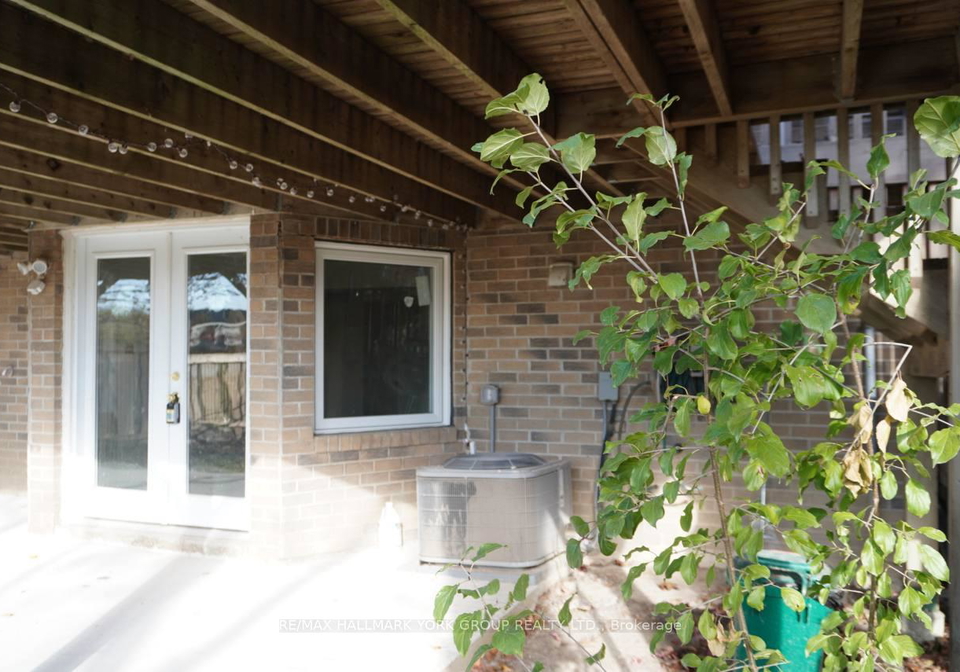 259-glenway-circle-s-newmarket-ontario-n12488394