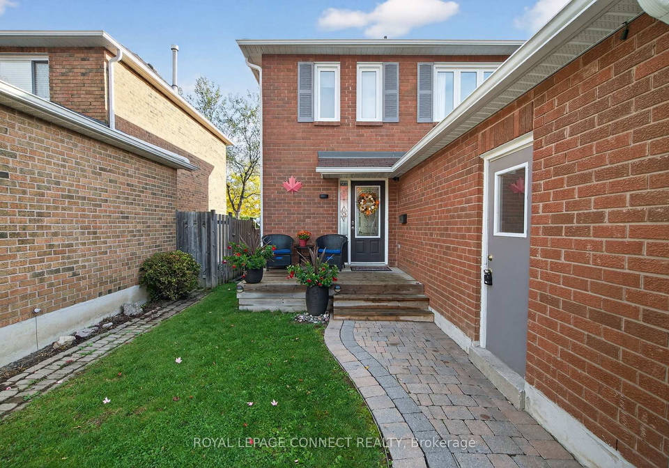 22-crawford-rose-drive-aurora-ontario-n12489550