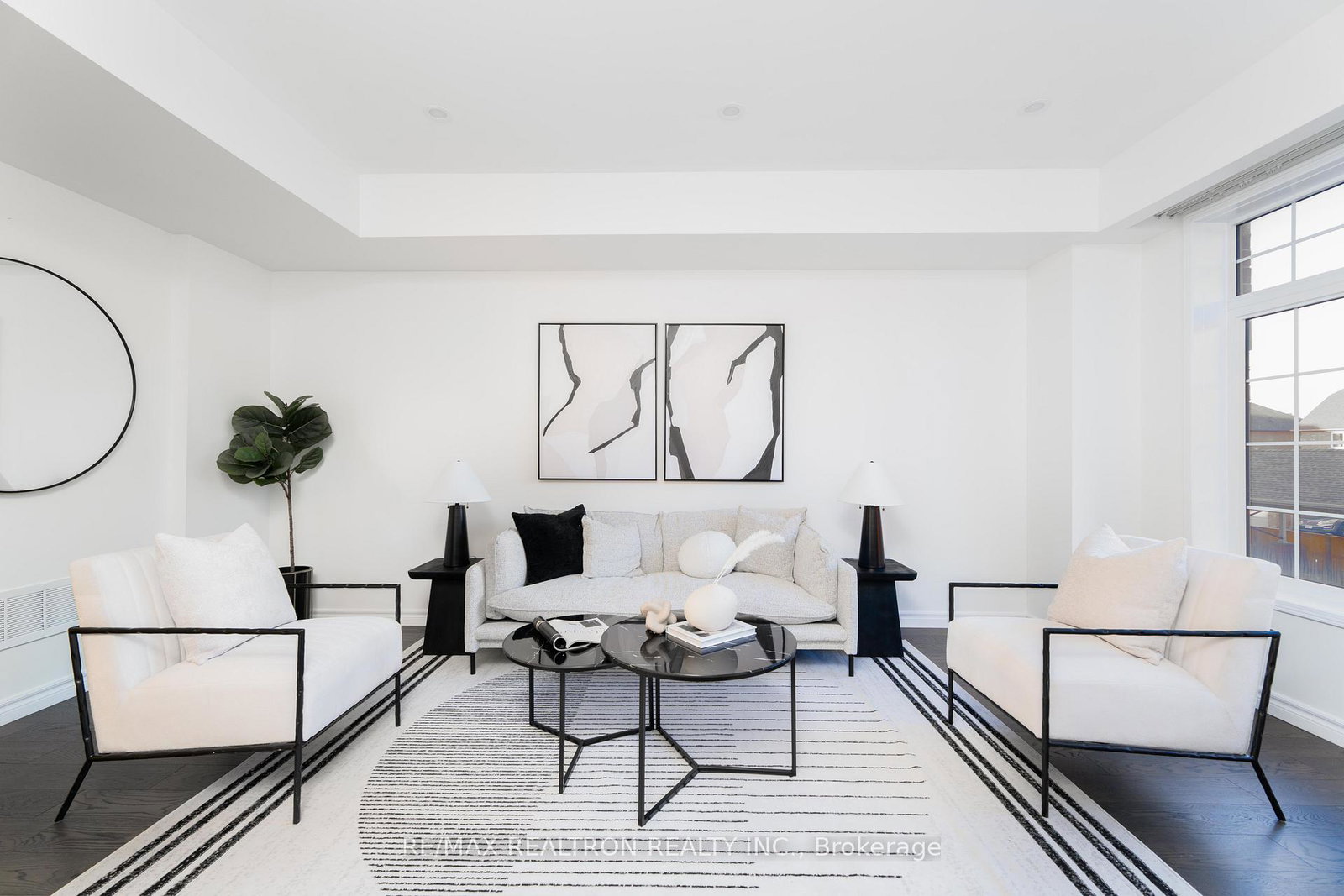 50-greensborough-villag-circle-markham-ontario-n12490482