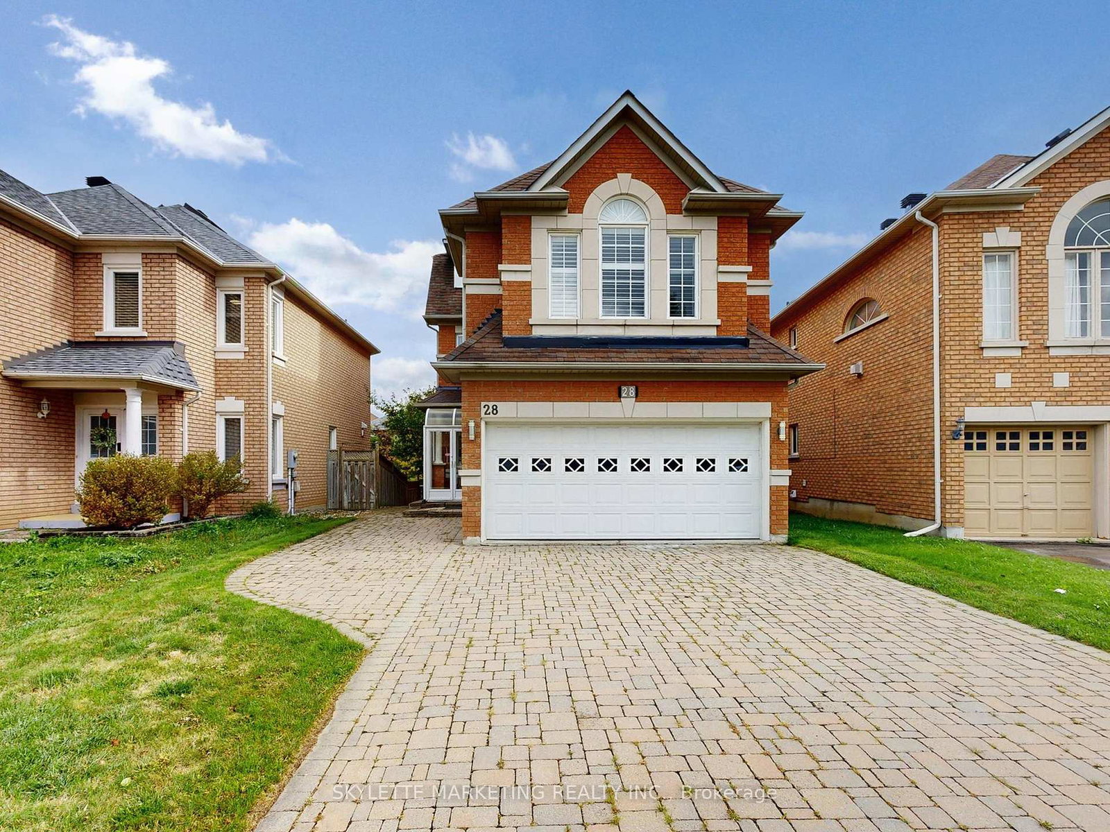 28-garland-crescent-s-richmond-hill-ontario-n12492904