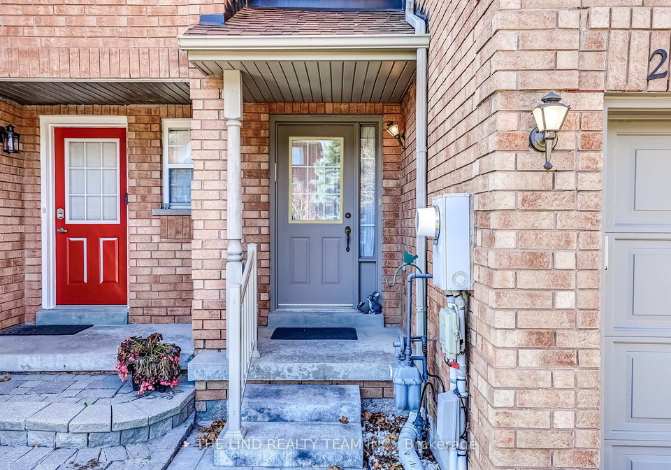 20-hawtin-lane-aurora-ontario-n12492974