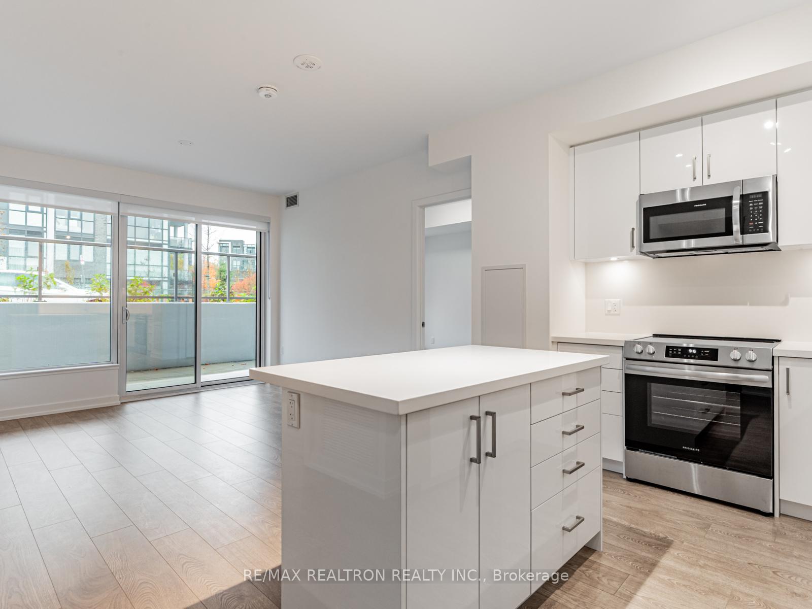 333-sunseeker-avenue-innisfil-ontario-n12493014