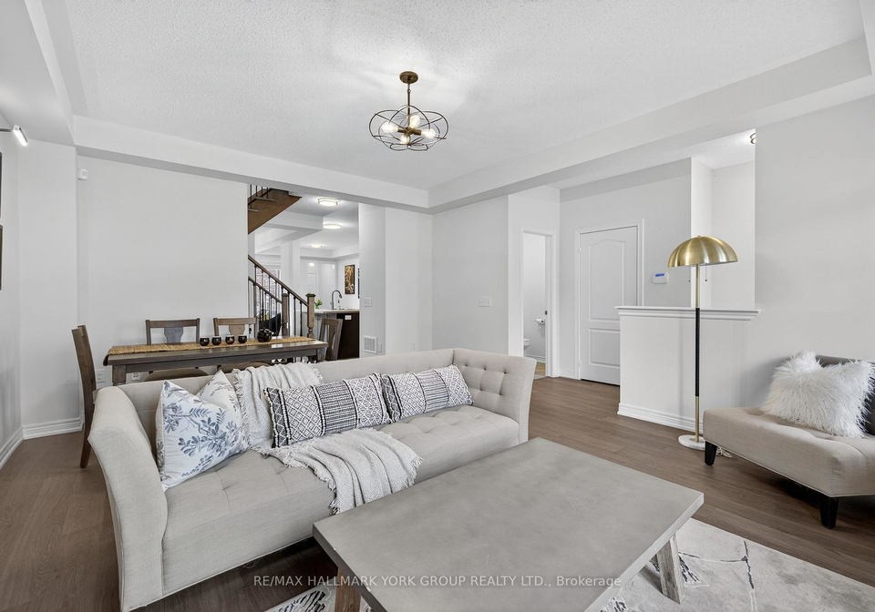 14-walter-proctor-road-east-gwillimbury-ontario-n12494434