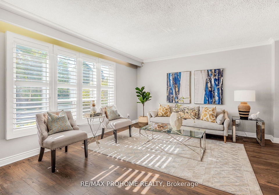 32-sir-bedevere-place-markham-ontario-n12494854
