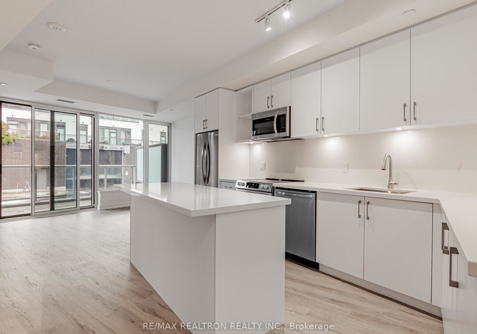 333-sunseeker-avenue-innisfil-ontario-n12494886